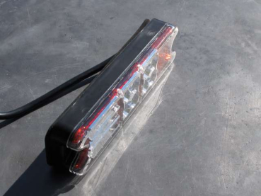 LED Slimline Heckleuchte 12/24V links + rechts  ss/47400
