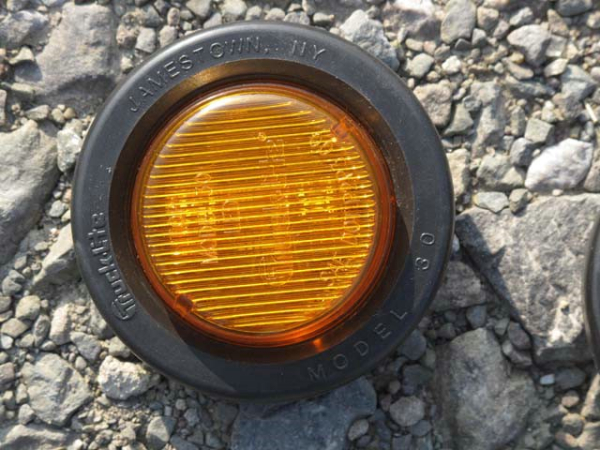 Seitenmarkierungsleuchte 30255Y 10-30V, 3 LED`s